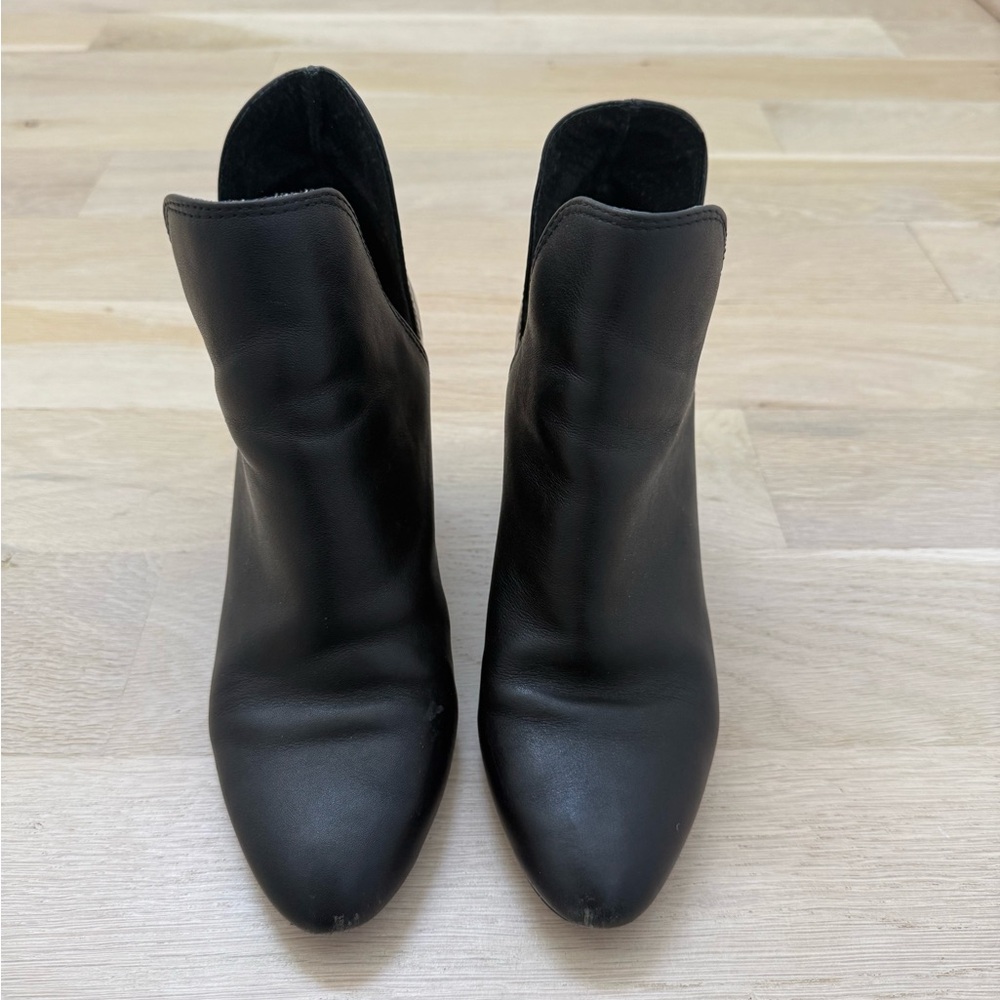 Steve Madden Sleek Black Ankle Booties
